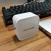 RAVPOWER氮化镓充电器还支持苹果笔记本充电