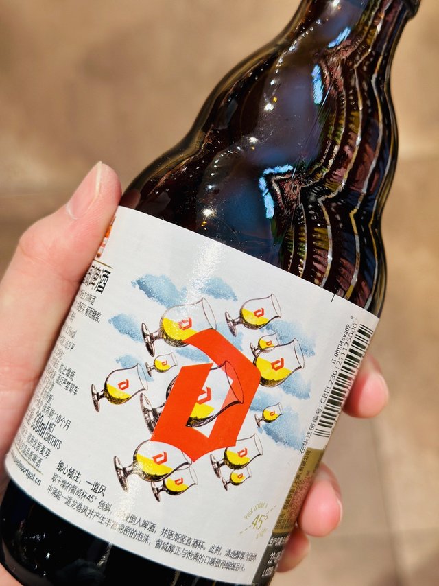 比利时啤酒艺术的极致呈现，督威黄金艾尔！