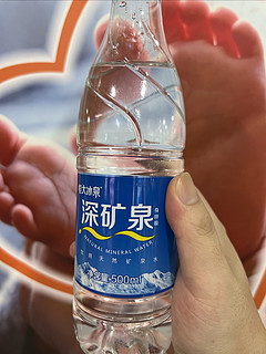 一块钱一瓶的恒大冰泉矿泉水