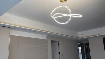 铜极简轻奢客厅吊灯是一款2023年的新款北欧灯饰灯具