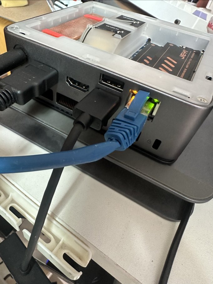 极摩客商用电脑