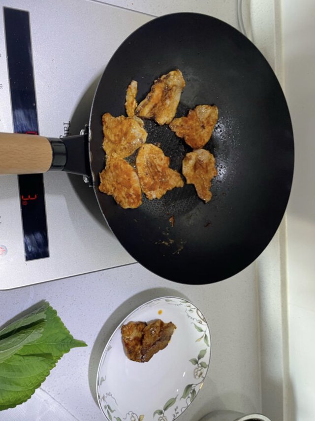 电磁炉很好用，声音比以前的小很多