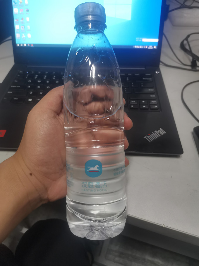 水