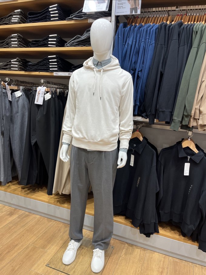 优衣库男士卫衣