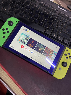 【自营】Nintendo/任天堂续航掌机 便携式掌上游戏机 Switch游戏机红蓝主机日版