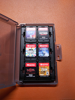 HORI switch 卡匣——传说中的倾家荡产盒