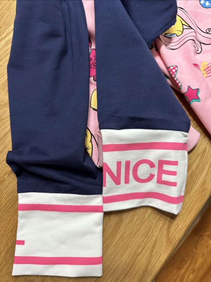 女童裙装