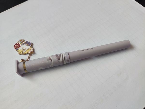 古风的钢笔很受欢迎