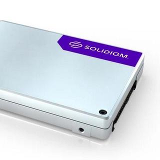 Solidigm 发布 D7-P5810 固态硬盘，144层3D SLC 颗粒，主打耐用性和性能