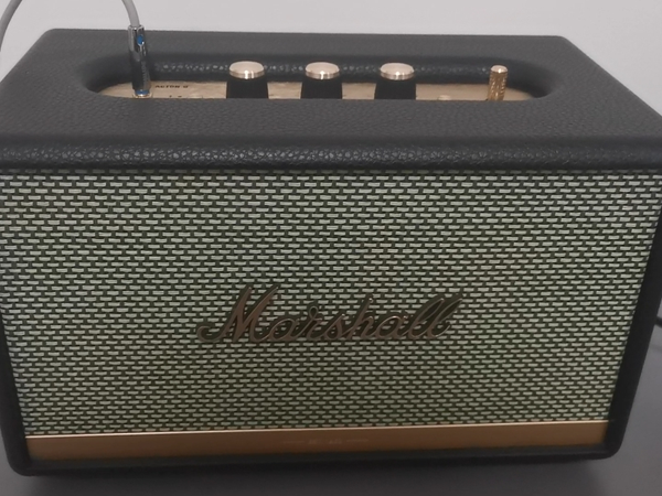 十一假期出门太堵不如在家安静听歌。