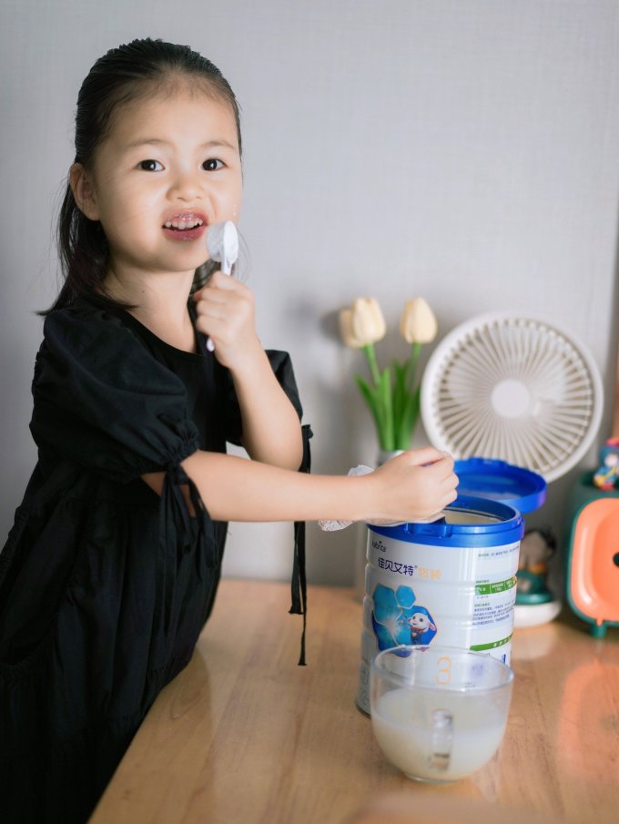 佳贝艾特婴儿奶粉