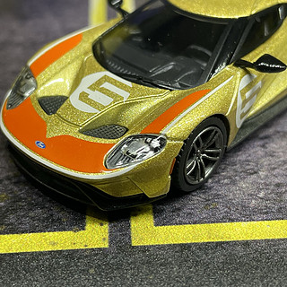 MiniGT Ford GT Holman Moody Heritage Edition