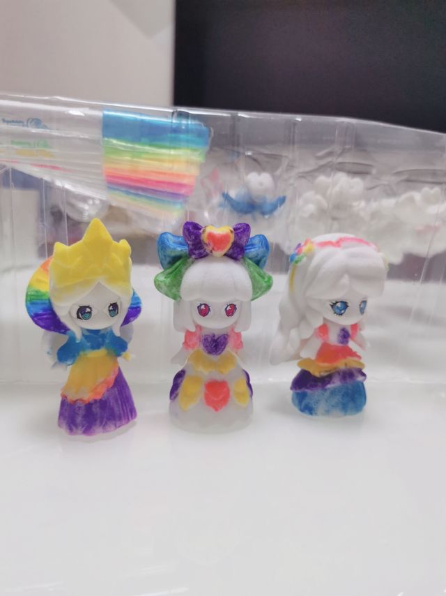 安心玩一天的DIY涂色公仔