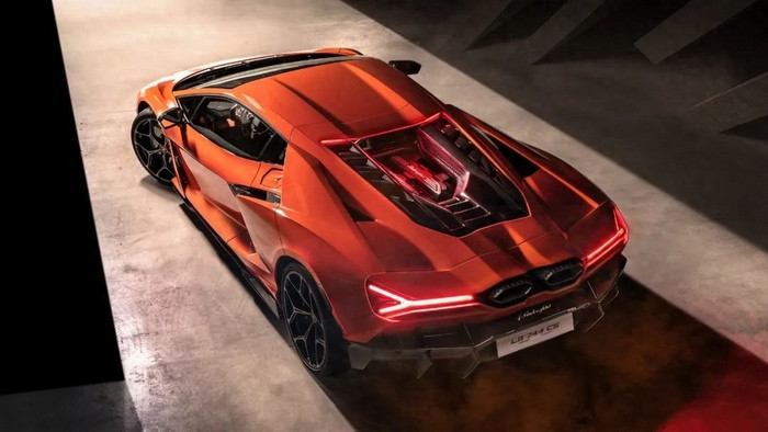 联合兰博基尼：雷蛇发布 Blade 16 Lamborghini Edition“灵刃”特别版，RTX 4090 加持