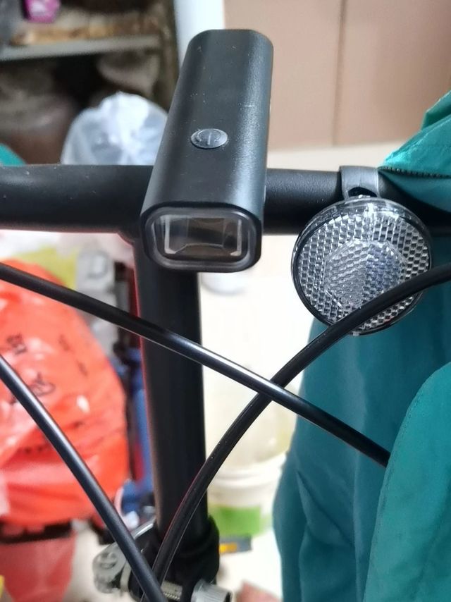 破风骑行之夜骑强光电筒