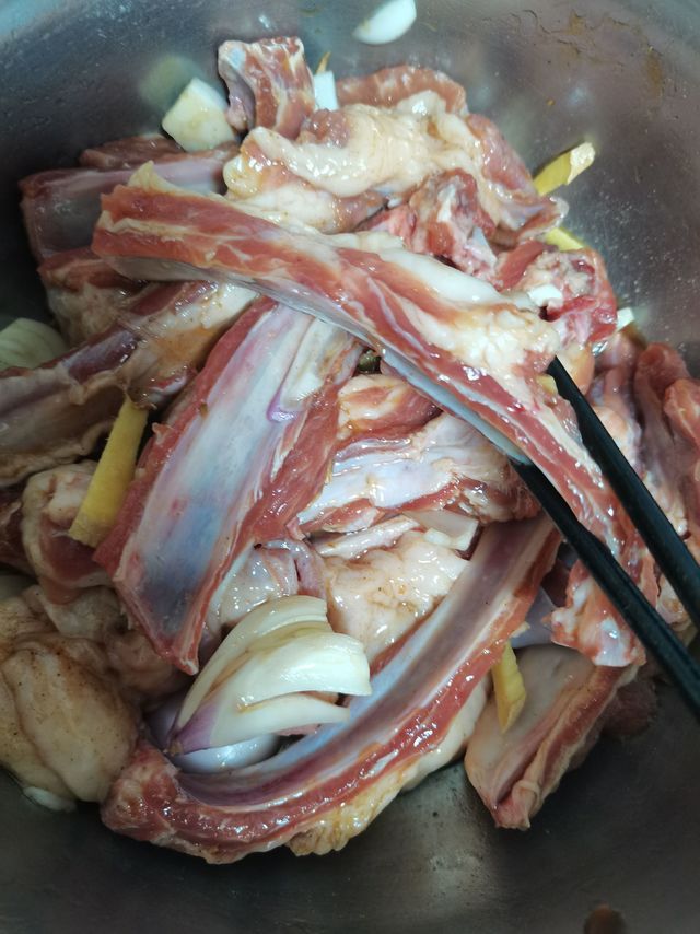 一秒烤出完美羊排？空气炸锅轻松搞定！