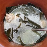 昨天在山姆买的海带,今天就炖了锅海带排骨汤试一试
