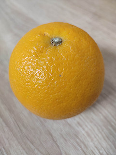 秋季补充维生素C，橙子吃起来
