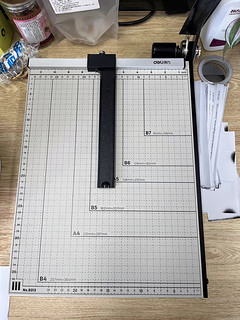 裁纸很方便，省时间