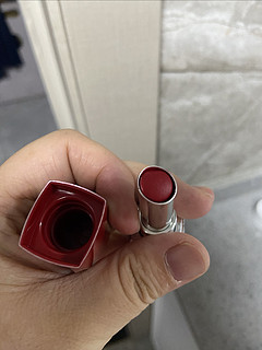 口红💄鲜亮红色选择这款