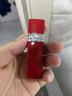 口红💄鲜亮红色选择这款