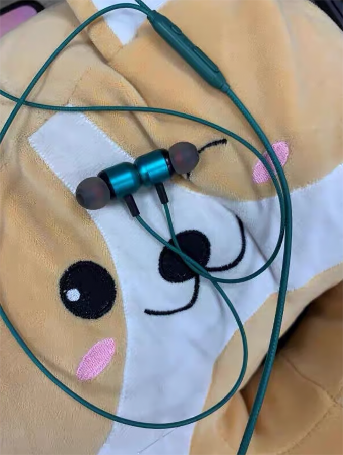 奈语手机耳机