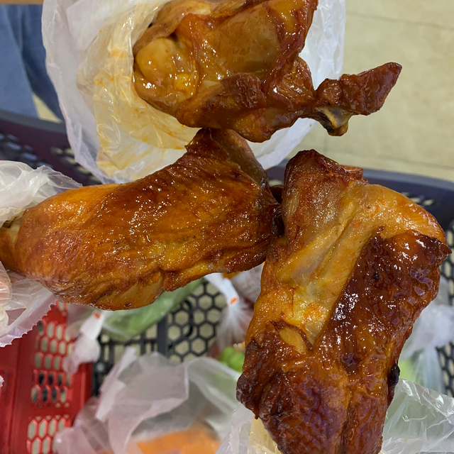 9.8两只奥尔良烤鸡腿🍗怎么🉑以错过呢