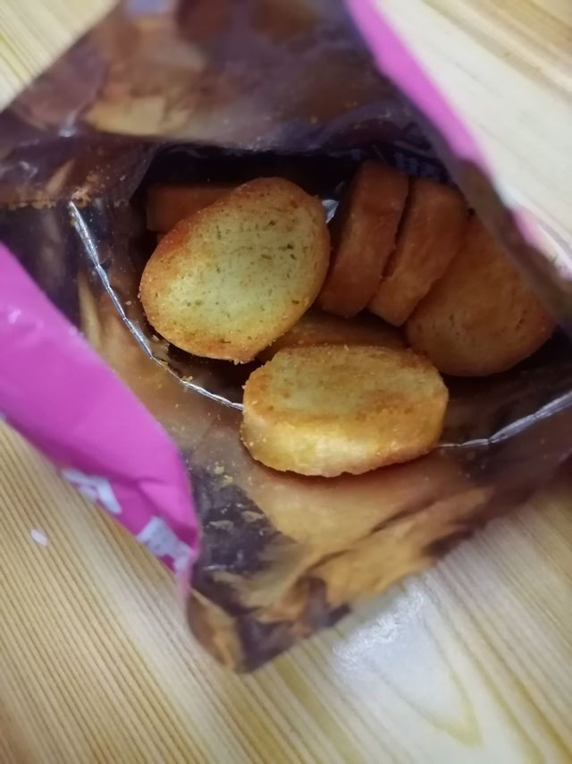 一口上瘾的美食之番茄味道的烤馍片