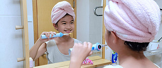 颜值与实力共存，usmile儿童电动牙刷成为宝妈宝爸新宠，宝宝口腔健康全靠它！