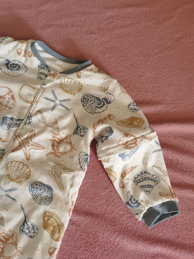 小朋友睡觉要用睡袋