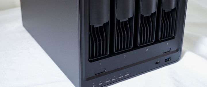 【实测+攻略】绿联 DX 4600+，家庭 NAS 私有云搭建，教你打造完善的家庭共享存储空间~