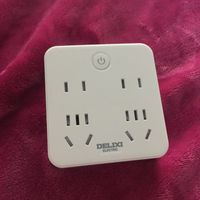 这是一款相当不错的插头转接器