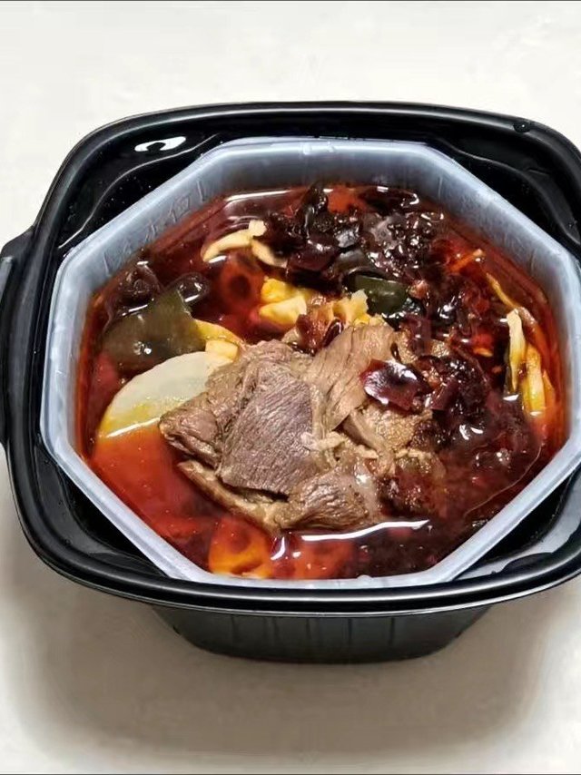 海底捞自热小火锅，带你品味随时随地的美味