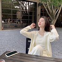 添彩国庆游——2023新款女装纯棉奶系卫衣