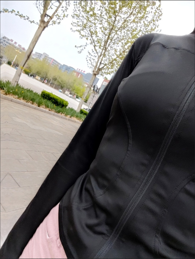 啄木鸟瑜伽服