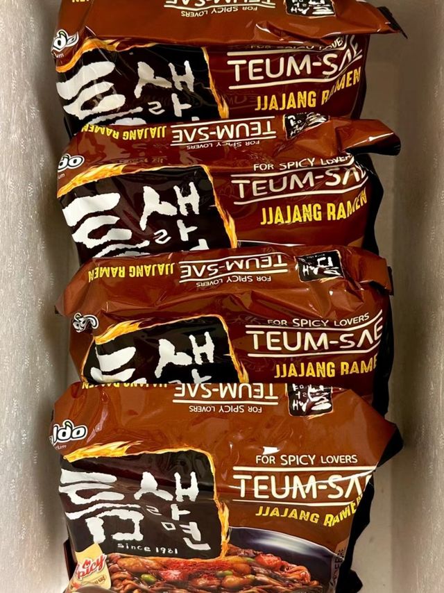 终于吃上韩剧同款炸酱面了