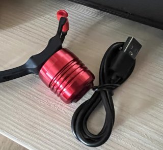 骑行尾灯，选个可爱的