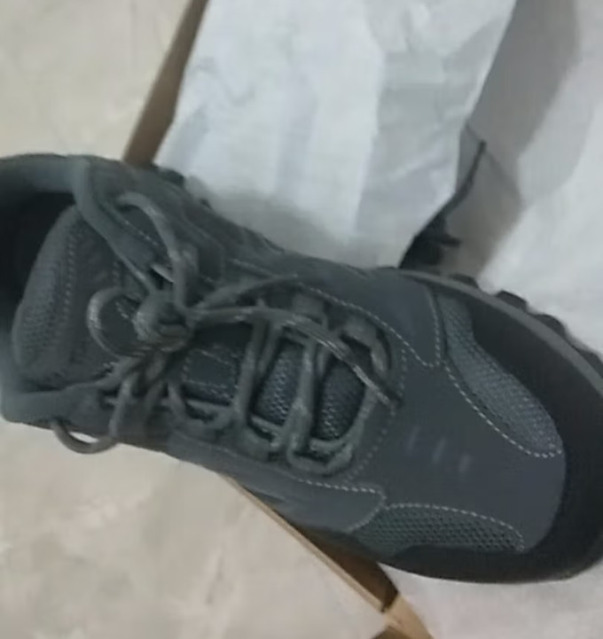 探路者徒步鞋
