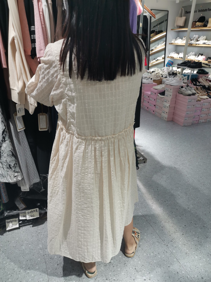 裙装
