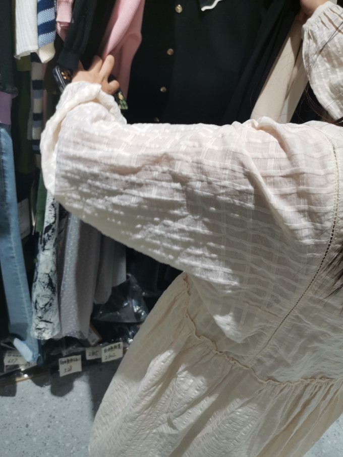 裙装
