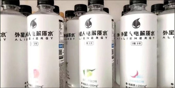 水
