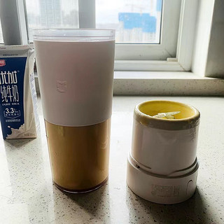 小米榨汁杯，很好用的