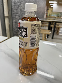 有点苦苦的乌龙茶