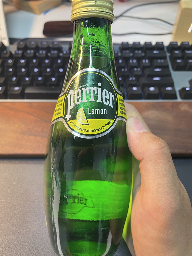 Perrier含柠檬味饮料