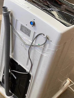 看到几百块钱的全自动洗衣机，发现真的是出租屋的标配