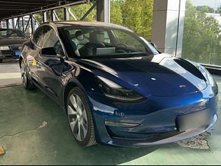 特斯拉Model 3：智能驾驶辅助系统