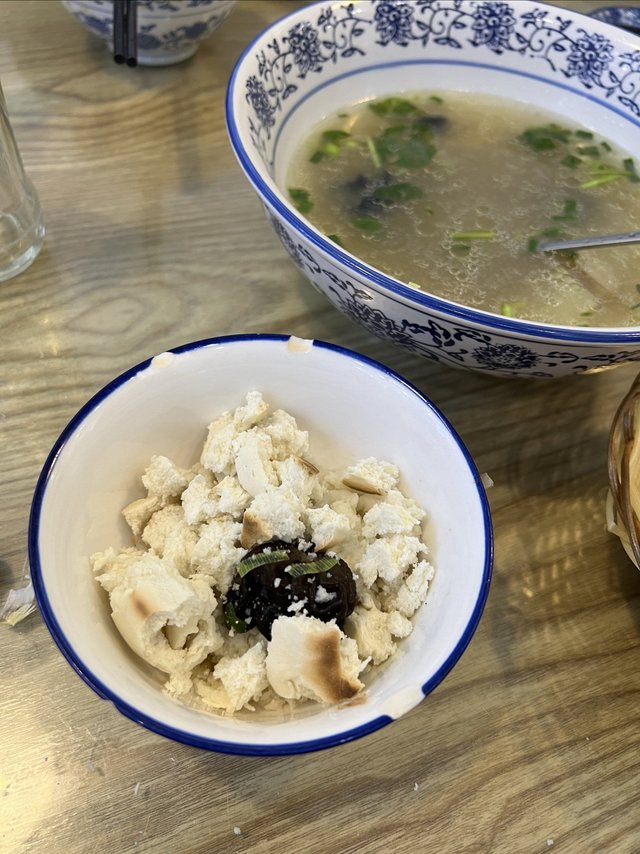 我拜的羊肉泡馍还算及格吧？