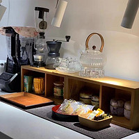 打造梦想厨房：官方金牌厨柜，引领家用简约现代石英石台面整体开放式厨房橱