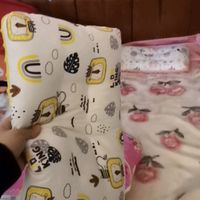 爱宝适儿童枕头午睡枕小学生豆豆绒枕宝宝幼儿园枕头可水洗 小胖狮S416