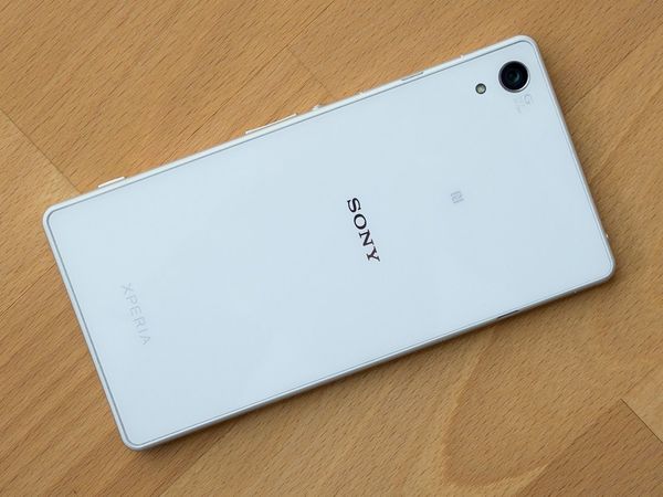 那些惊艳了时光的手机-Sony xperia